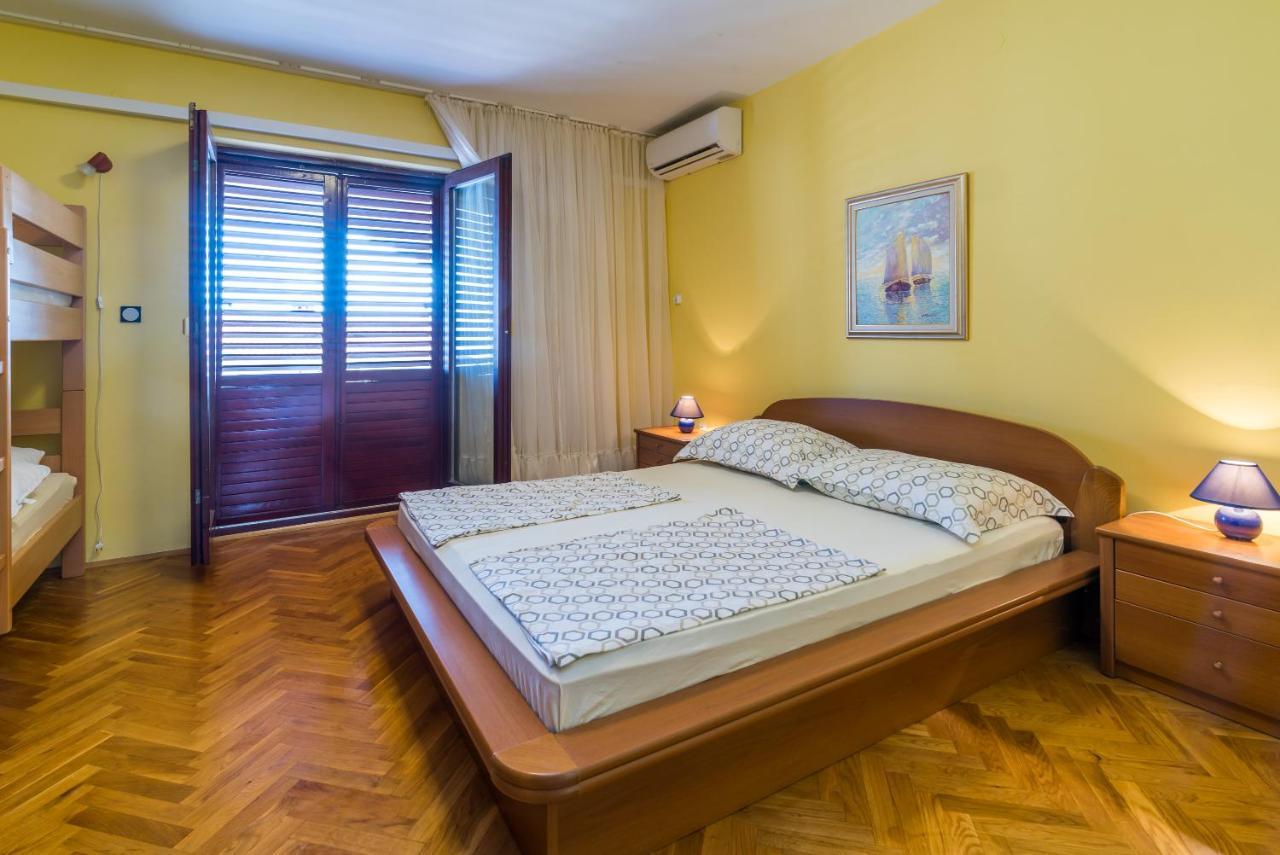 Belvedere Apartments Krk Town Extérieur photo