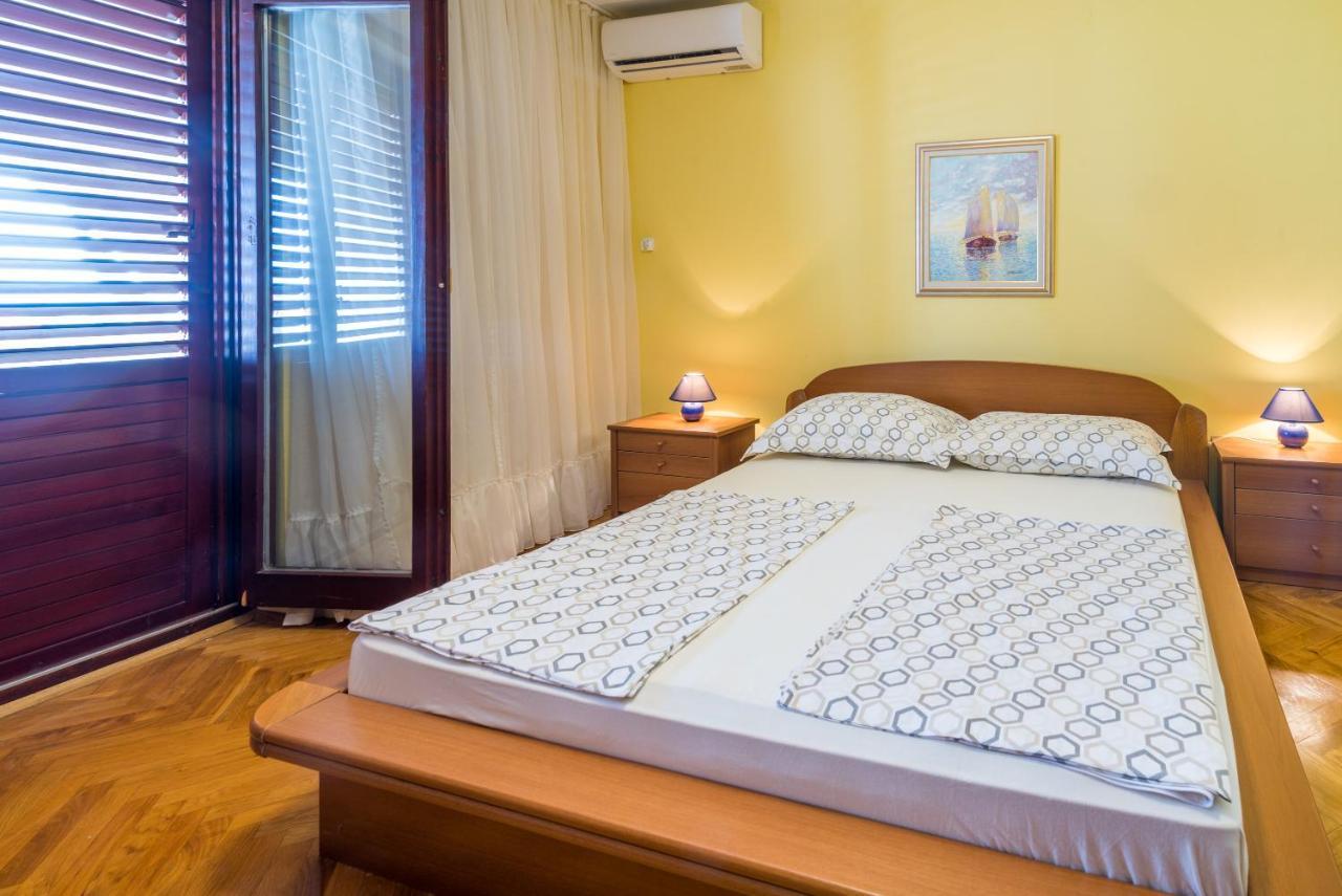 Belvedere Apartments Krk Town Extérieur photo